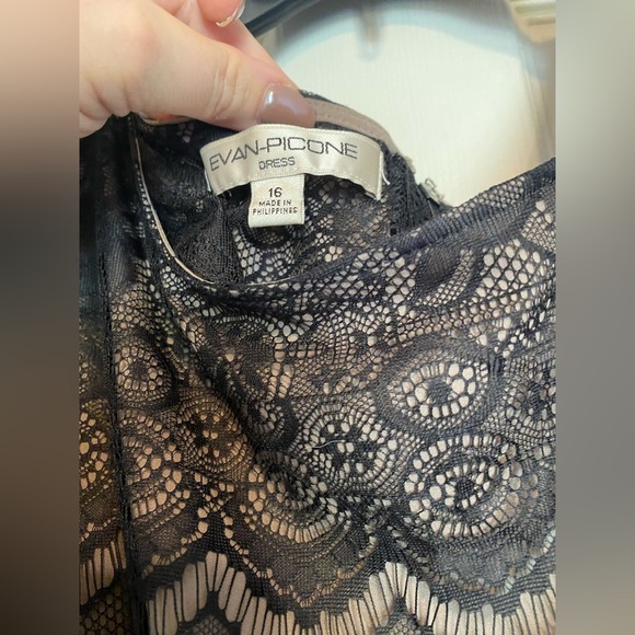 Evan Picone Black and Gray Lace Long Sleeve Dress - Picture 4 of 4